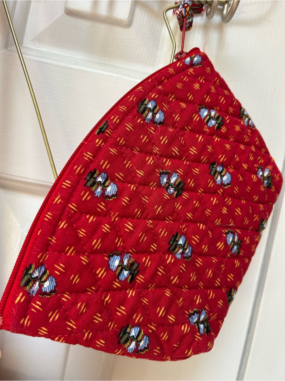 Vera Bradley Lg Quilted Floral Red Tote Bag. Bonus! W/ Matching Pouch-exc shape! - Picture 4 of 15